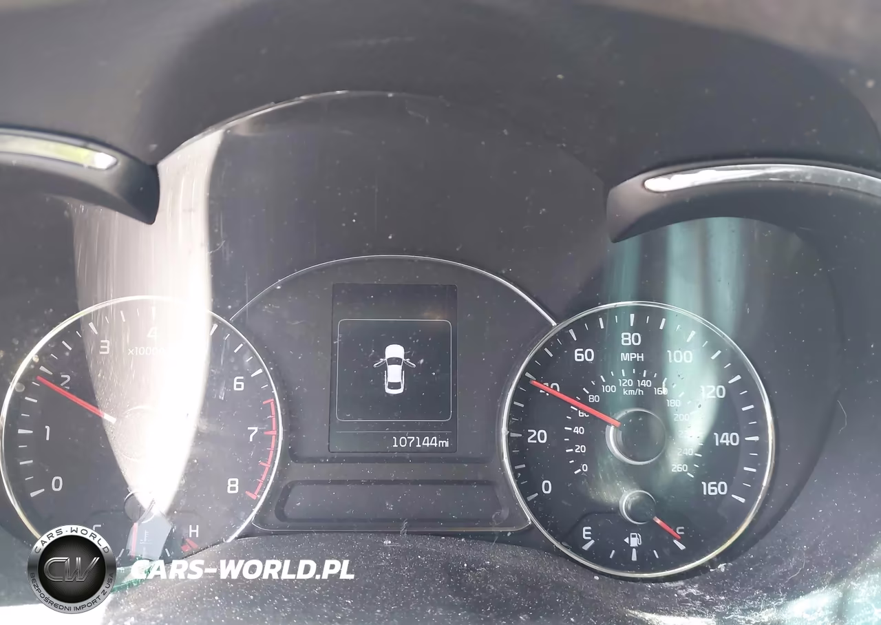 2017 Kia Forte Lx VIN:3KPFL4A7XHE062996 - 7