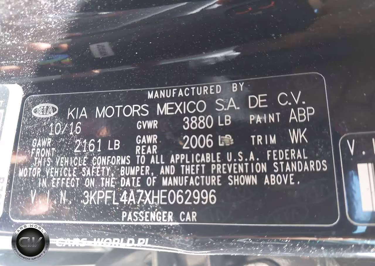 2017 Kia Forte Lx VIN:3KPFL4A7XHE062996 - 9