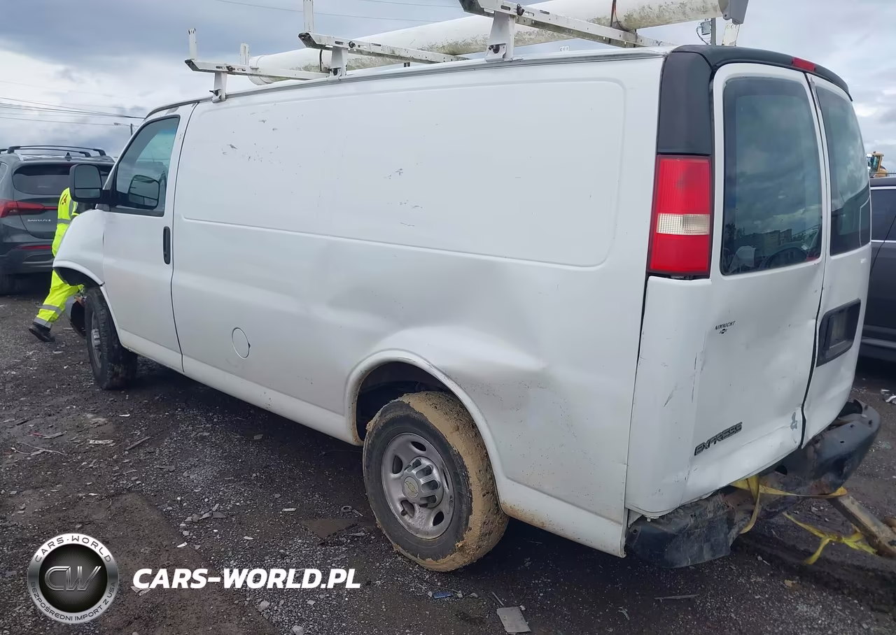 2011 Chevrolet Express 2500 Work Van VIN:1GCWGFBA3B1150860 - 3
