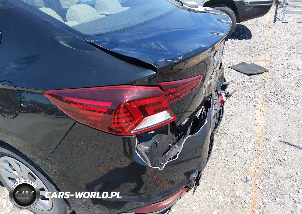 2019 Hyundai Elantra Se VIN:KMHD74LF7KU778050 - 19