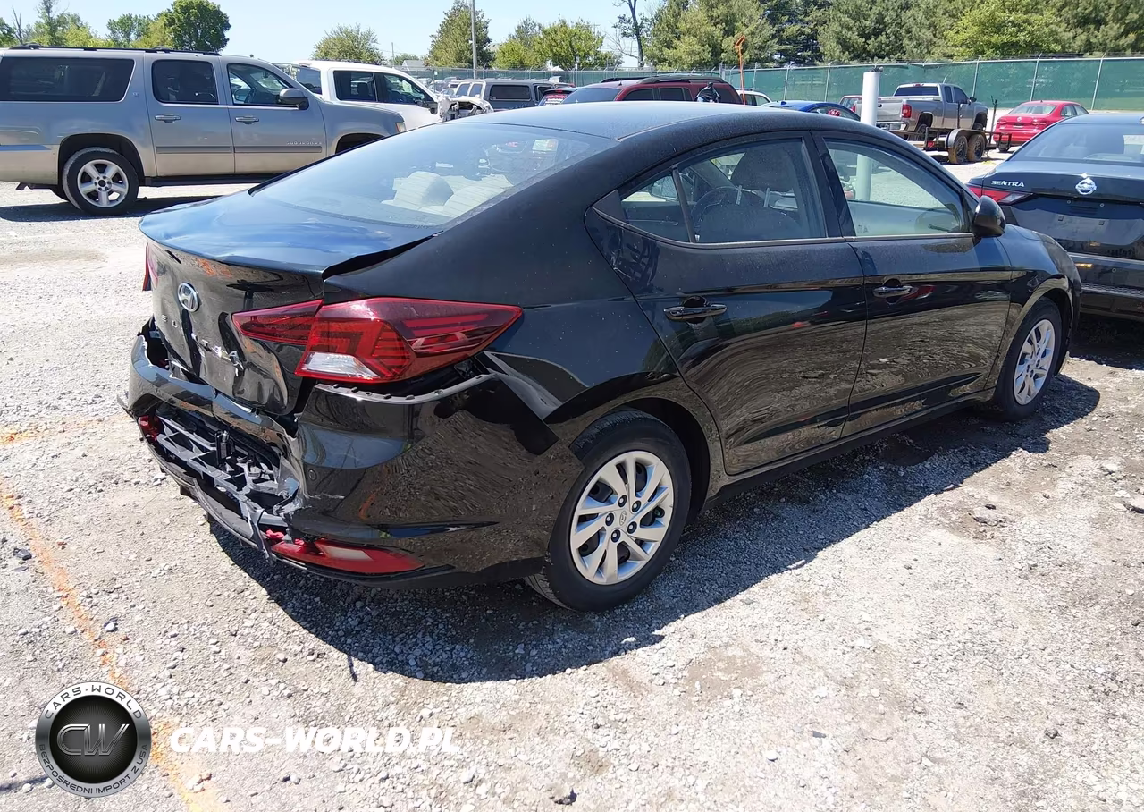 2019 Hyundai Elantra Se VIN:KMHD74LF7KU778050 - 4