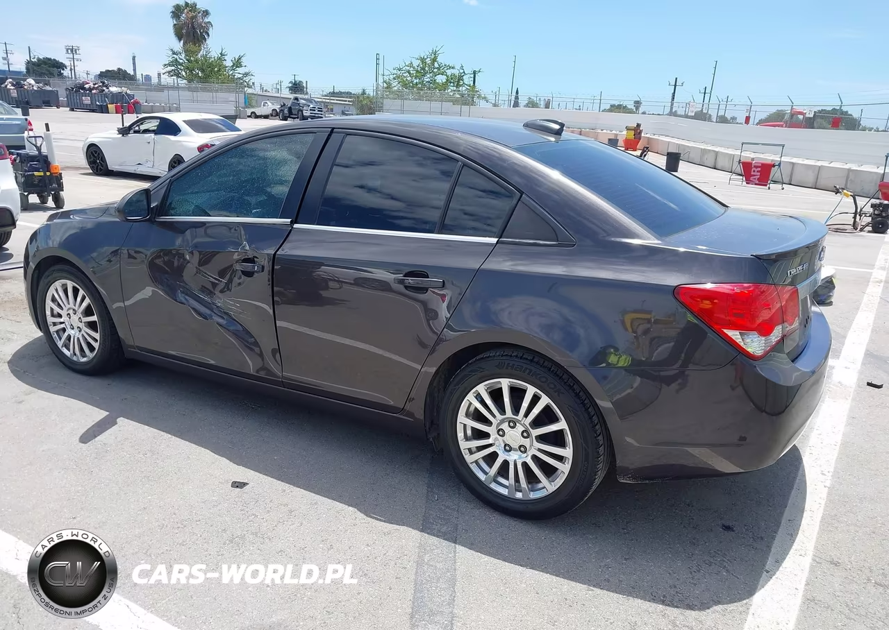 2014 Chevrolet Cruze Eco Auto VIN:1G1PH5SB2E7223215 - 3