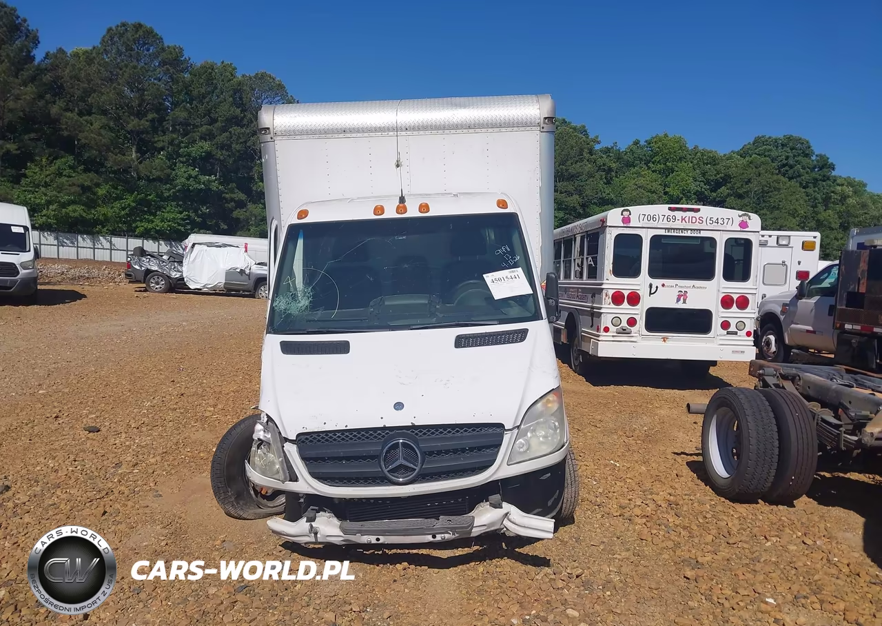 2011 Mercedes-Benz Sprinter 3500 VIN:WDAPF4CC4B9479471 - 14
