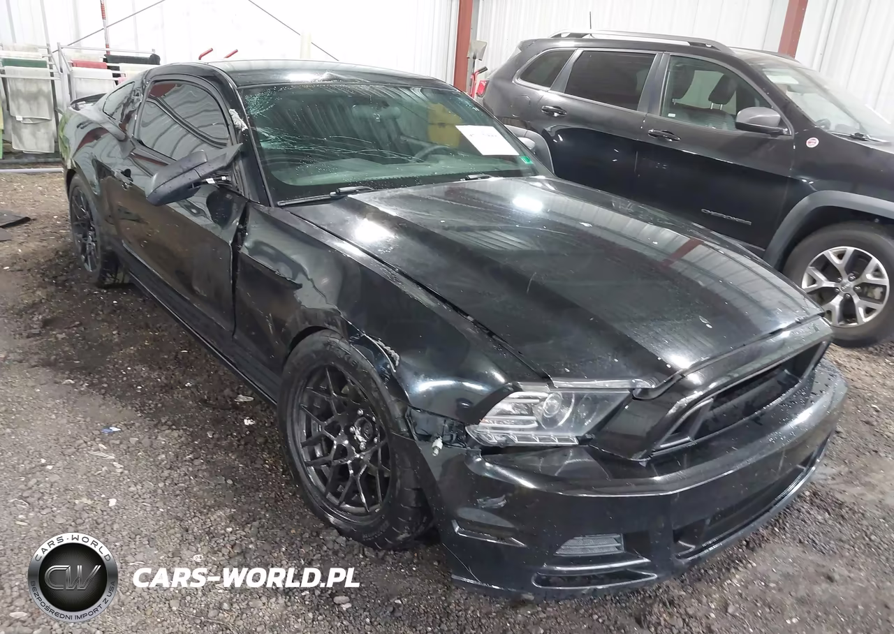 2013 Ford Mustang V6