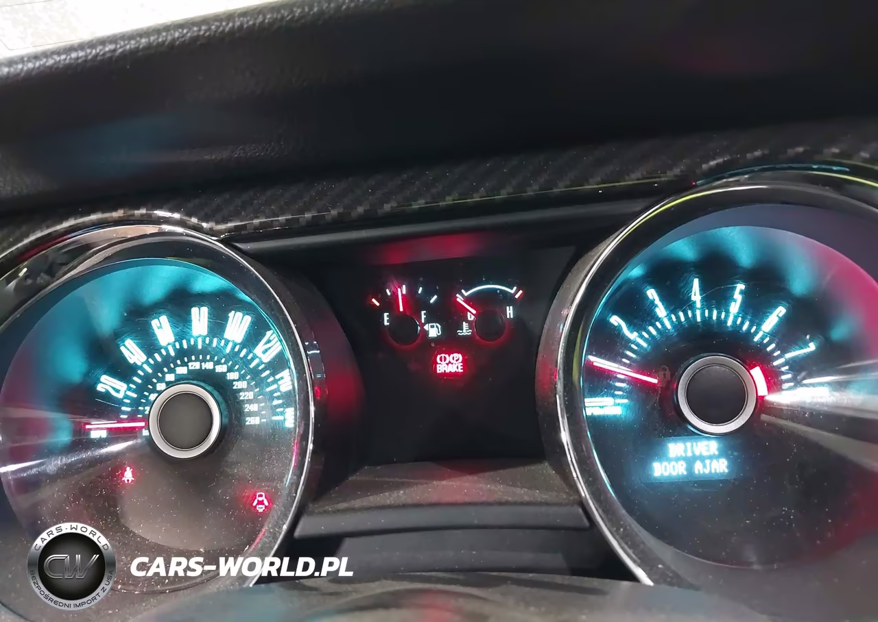 2013 Ford Mustang V6 VIN:1ZVBP8AM8D5205849 - 15