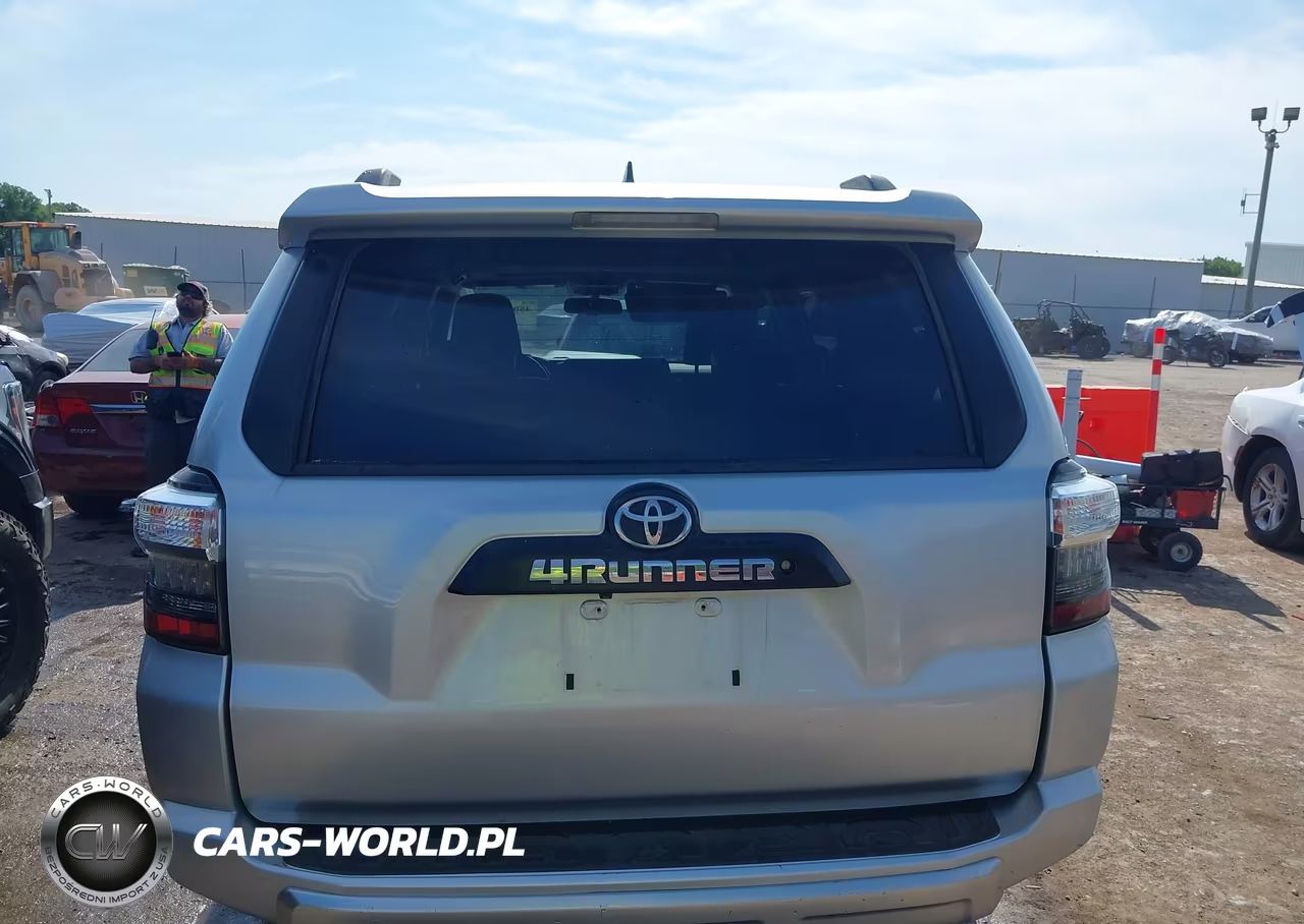 2017 Toyota 4Runner Trd Off Road Premium VIN:JTEBU5JR6H5474844 - 16