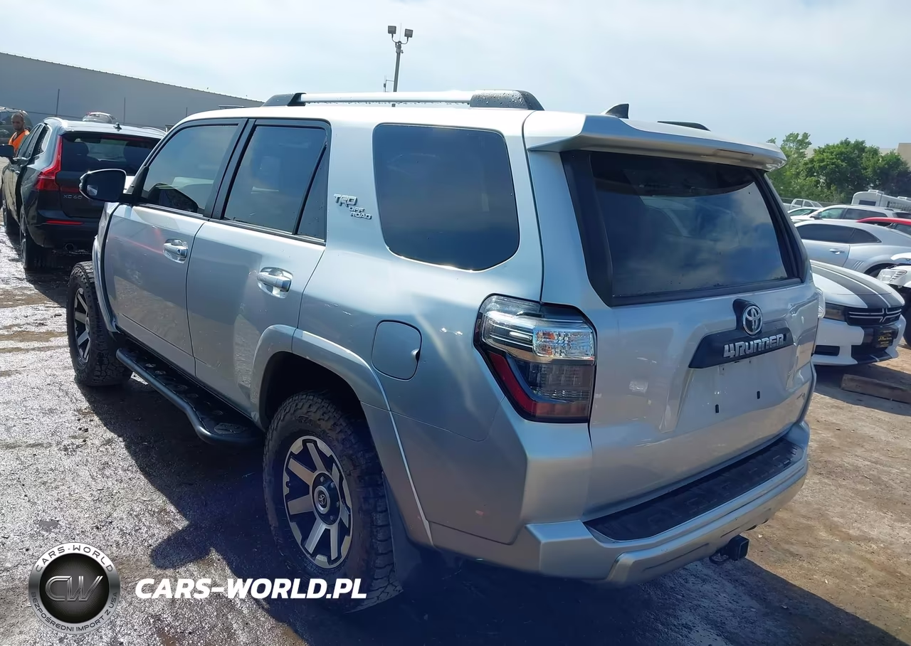 2017 Toyota 4Runner Trd Off Road Premium VIN:JTEBU5JR6H5474844 - 3