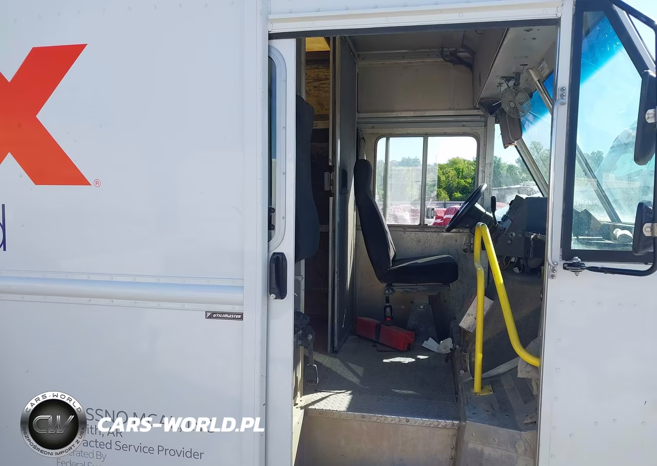 2021 Ford E-350 Stripped VIN:1FC3E3KN3MDC38545 - 7