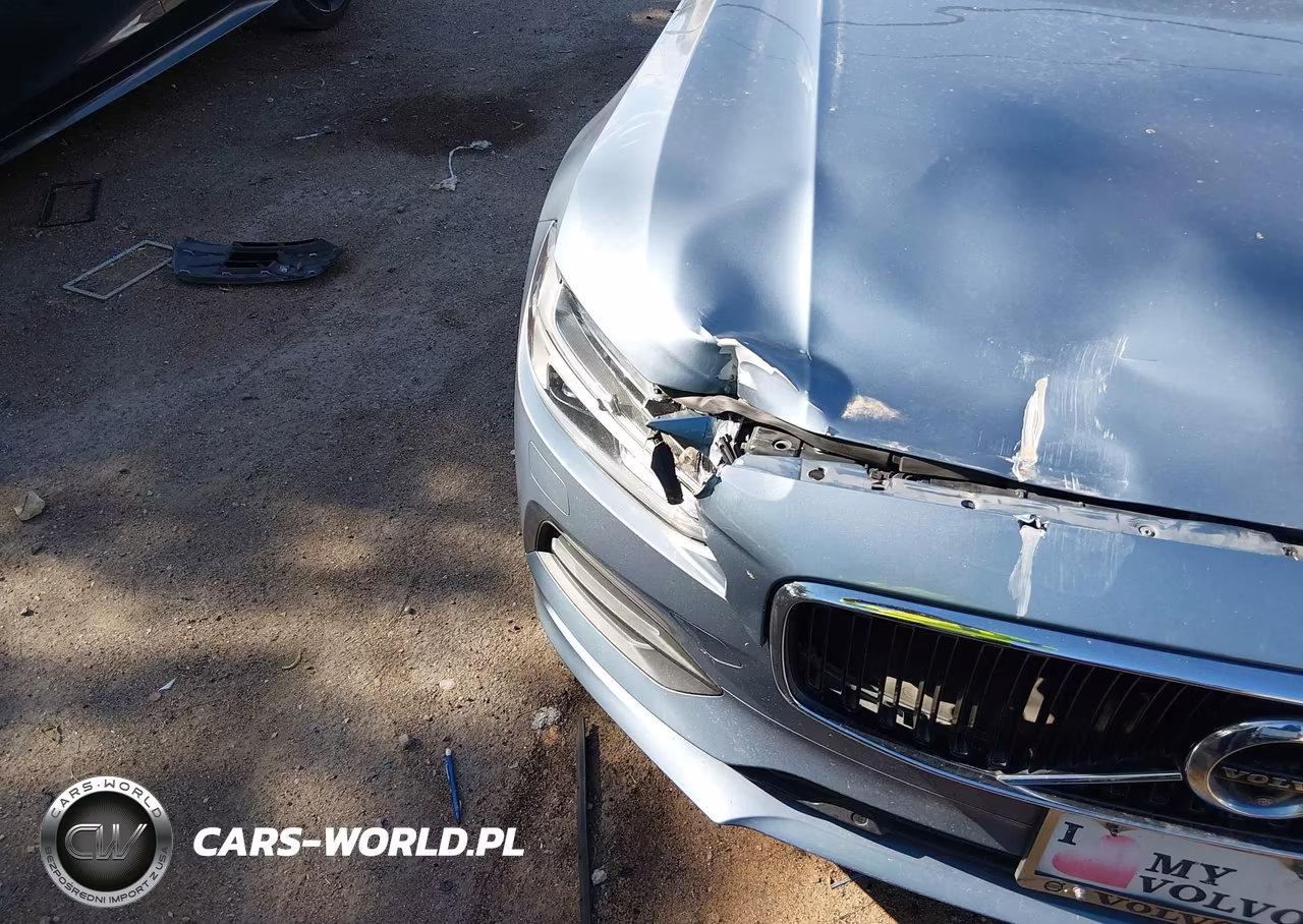 2018 Volvo S90 T5 Momentum VIN:LVY982MK8JP034910 - 6