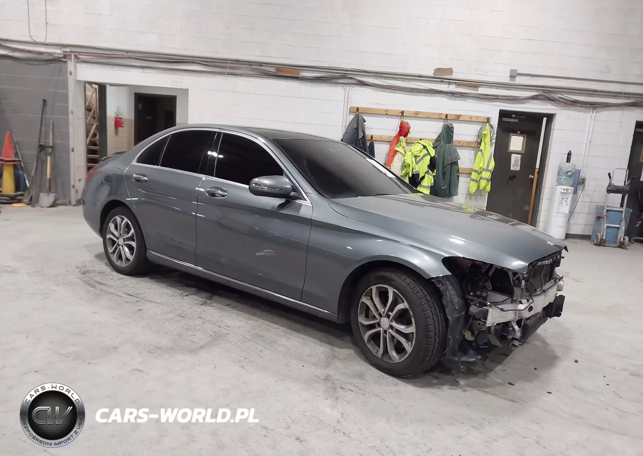 2017 Mercedes-Benz C 300 4Matic
