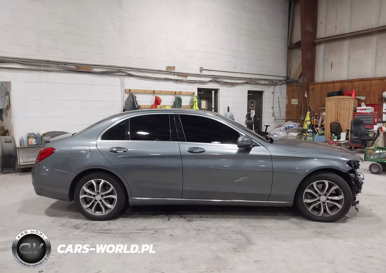 2017 Mercedes-Benz C 300 4Matic VIN:55SWF4KB2HU191902 - 14