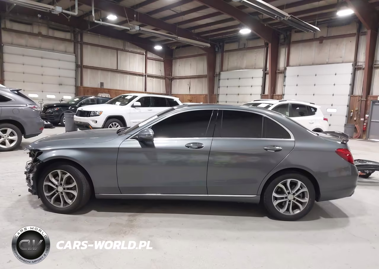 2017 Mercedes-Benz C 300 4Matic VIN:55SWF4KB2HU191902 - 15