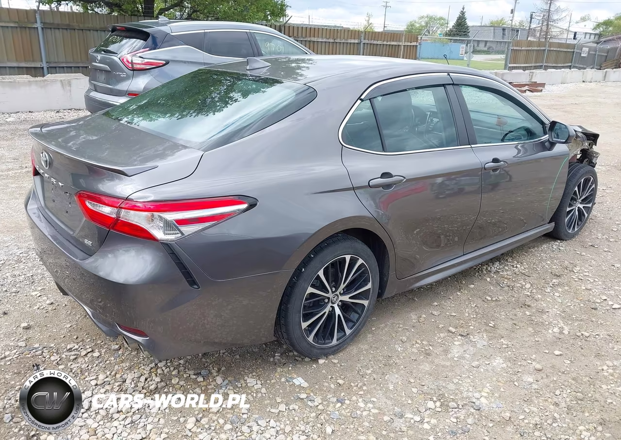 TOYOTA CAMRY L VIN:4T1B11HK5KU253243 - 4