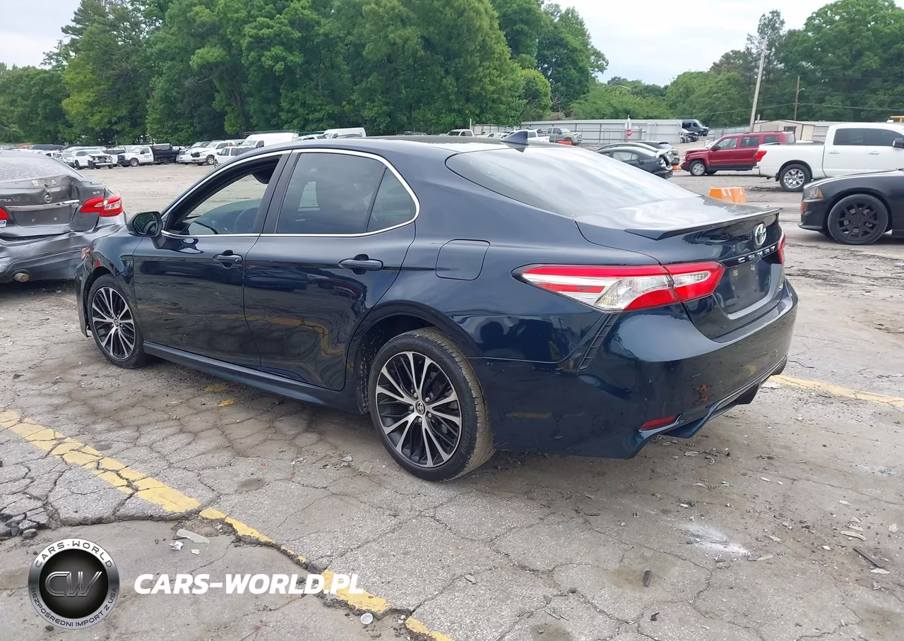 2020 Toyota Camry Se VIN:4T1G11AK3LU501796 - 3