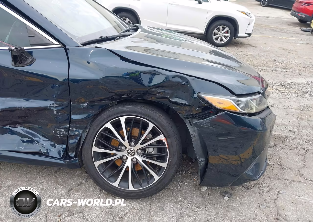 2020 Toyota Camry Se VIN:4T1G11AK3LU501796 - 6