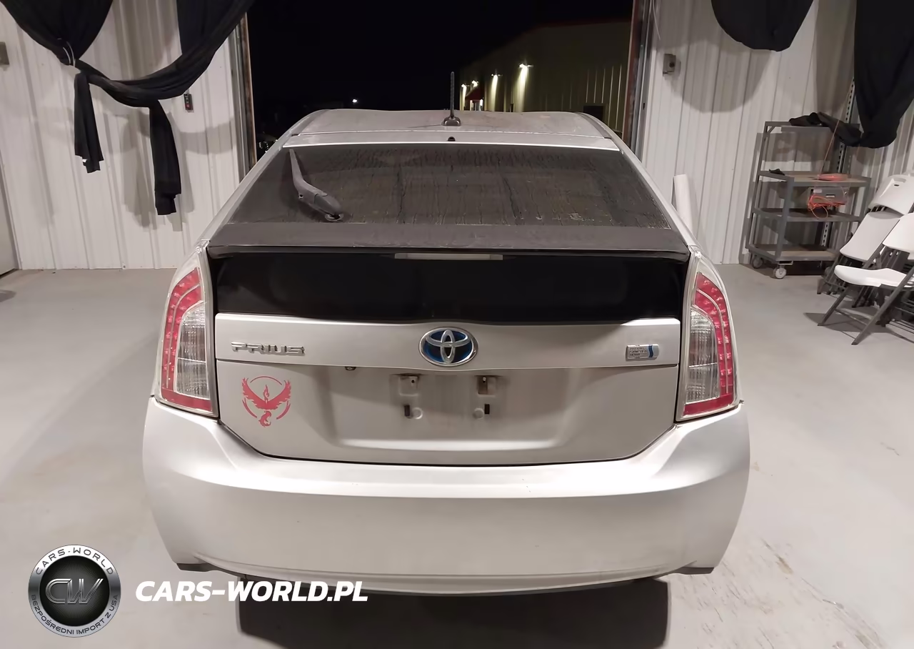 2013 Toyota Prius Three VIN:JTDKN3DU4D5593704 - 16