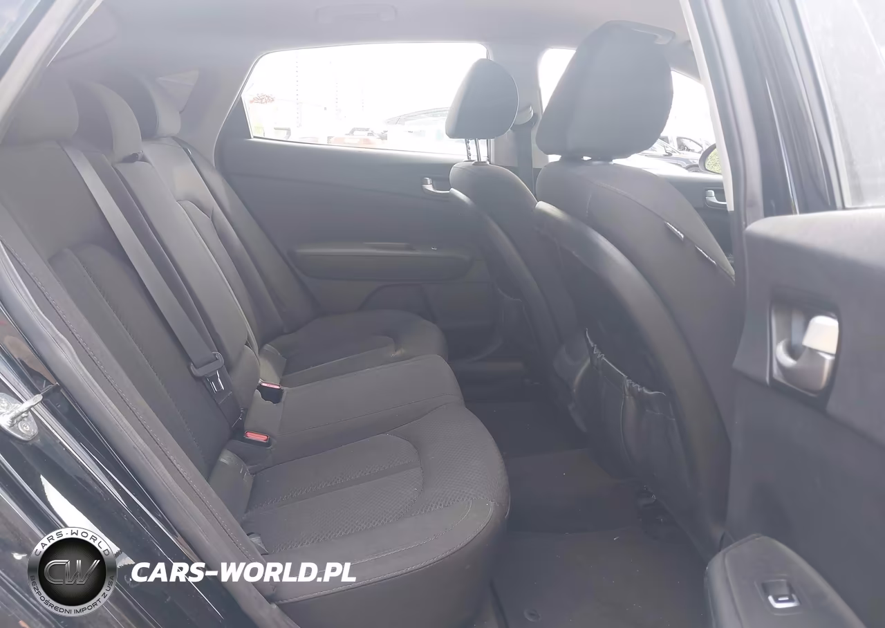 2018 Kia Optima Lx VIN:5XXGT4L37JG263881 - 8