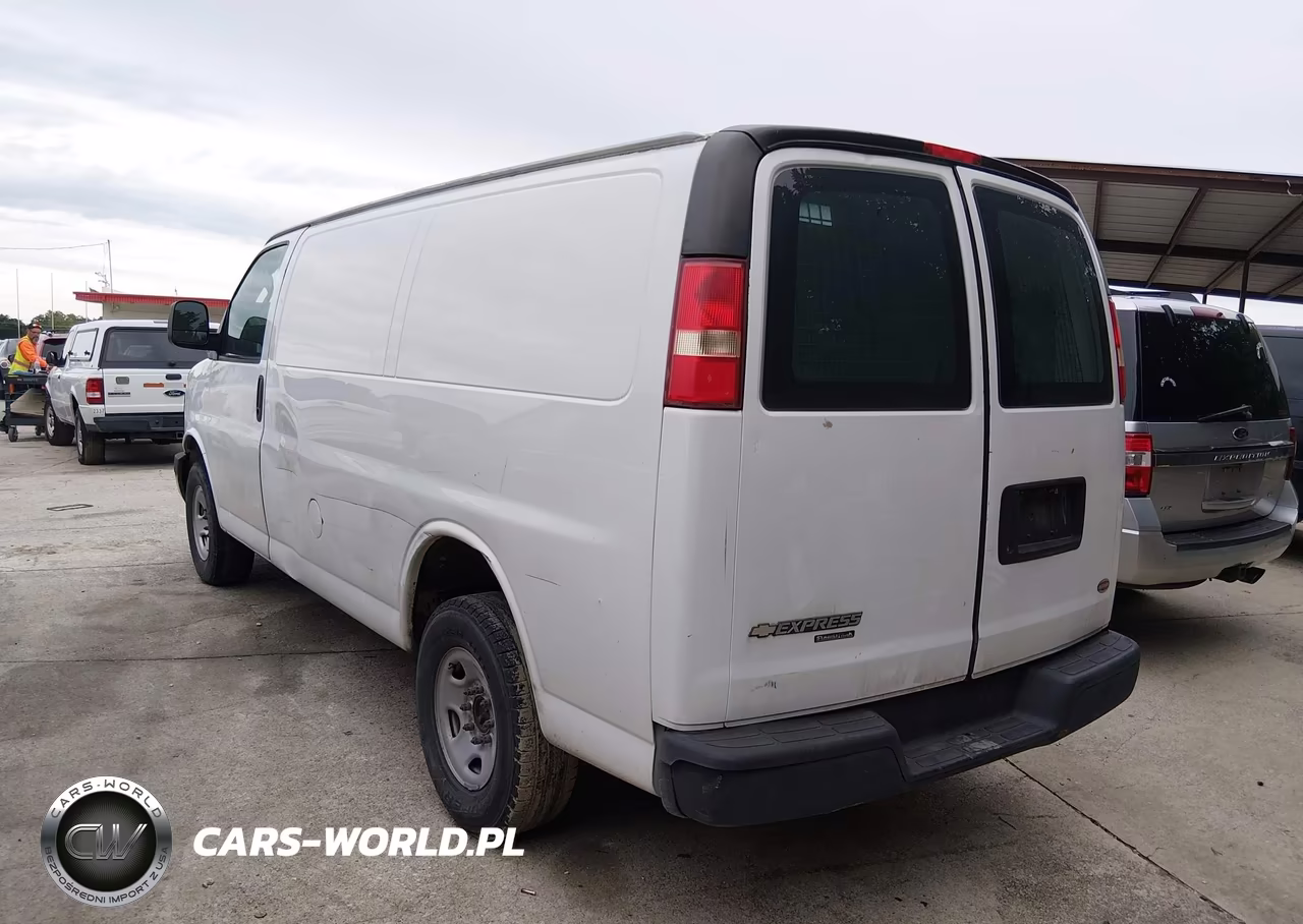 2016 Chevrolet Express 2500 Work Van VIN:1GCWGAFFXG1170717 - 3