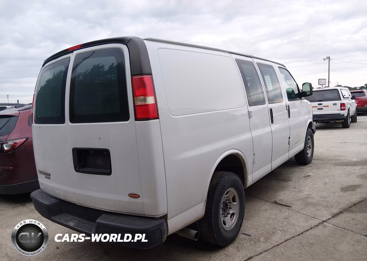 2016 Chevrolet Express 2500 Work Van VIN:1GCWGAFFXG1170717 - 4