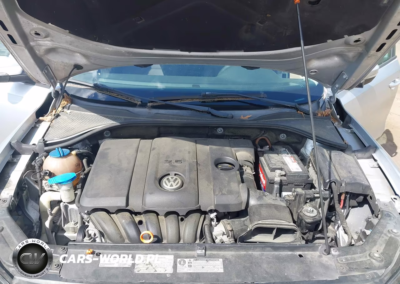 2013 Volkswagen Passat 2.5L S VIN:1VWAP7A30DC072576 - 10