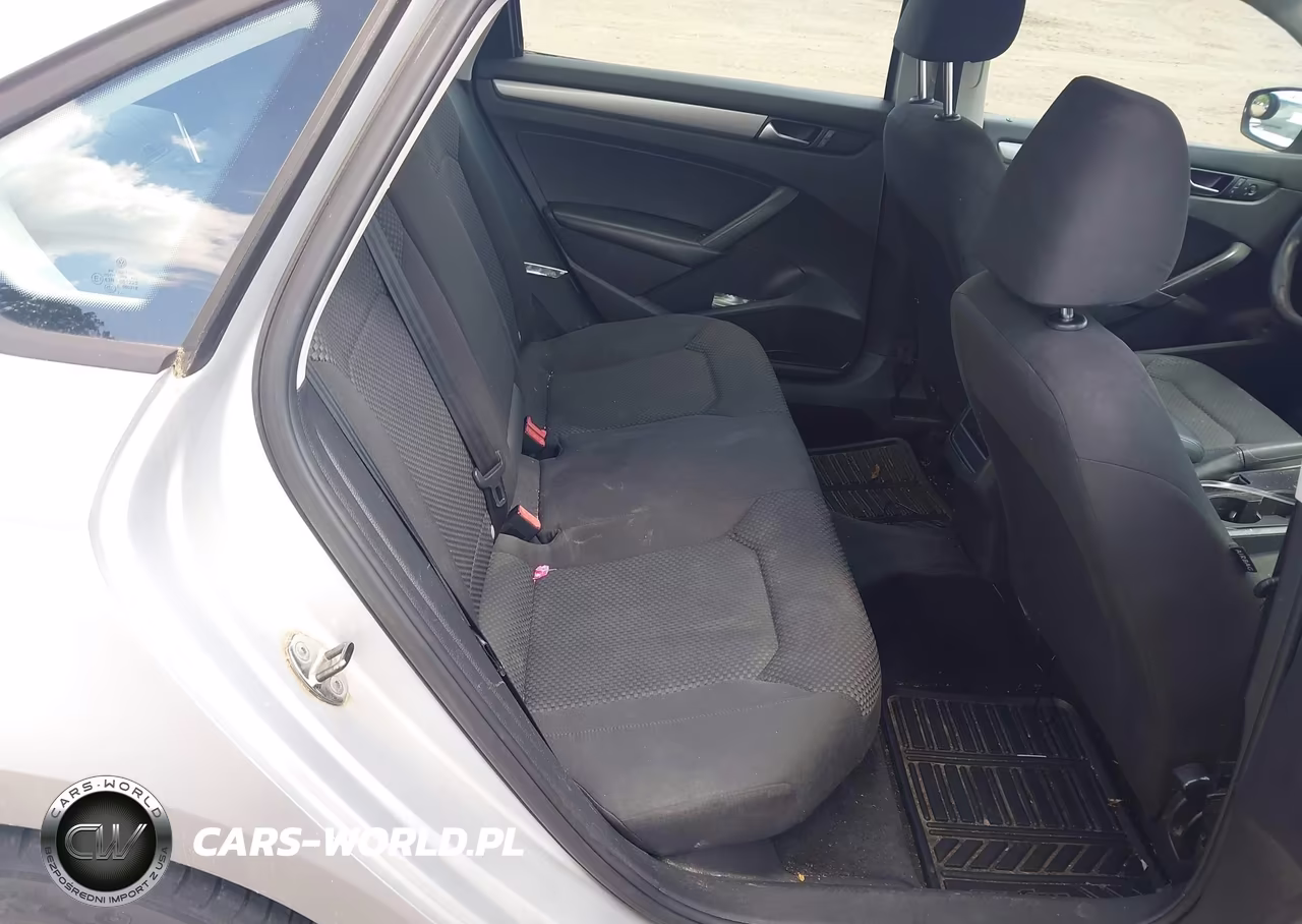 2013 Volkswagen Passat 2.5L S VIN:1VWAP7A30DC072576 - 8
