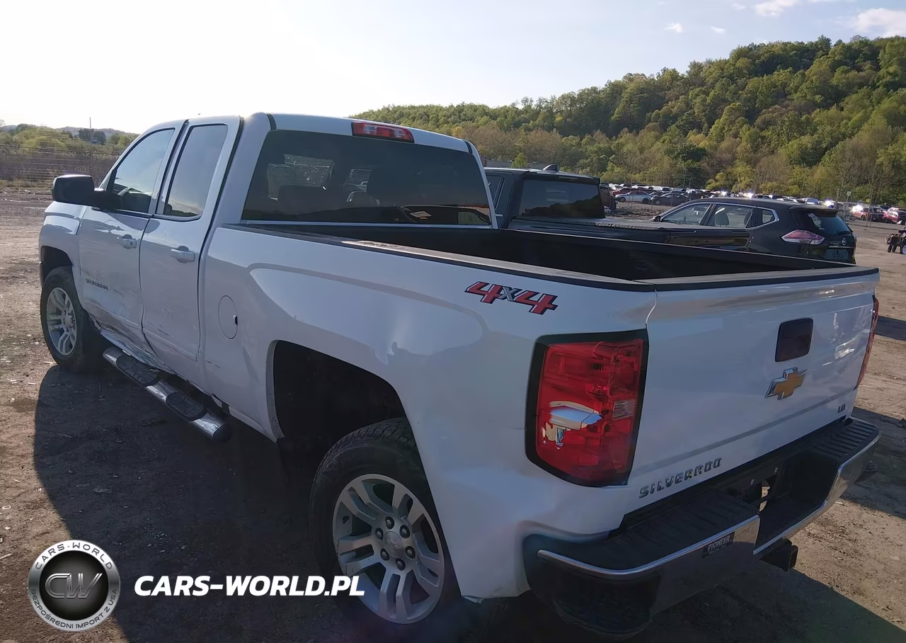 2019 Chevrolet Silverado 1500 Ld Lt VIN:2GCVKPEC6K1222318 - 3