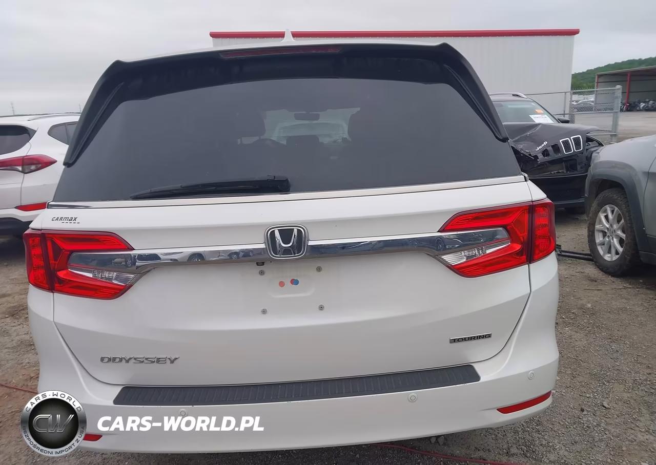 2020 Honda Odyssey Touring VIN:5FNRL6H89LB024198 - 15