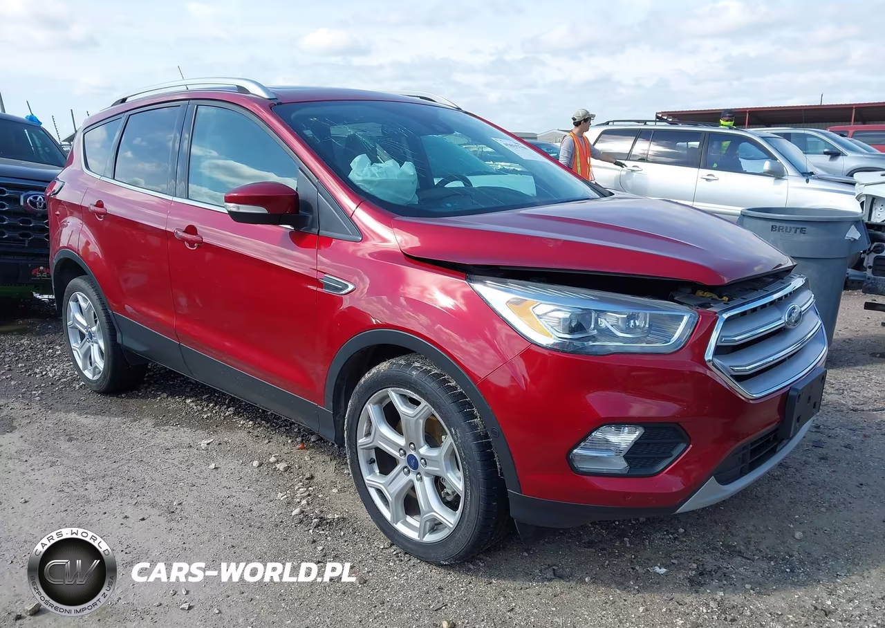 2019 Ford Escape Titanium – zdjęcie 1 z 18