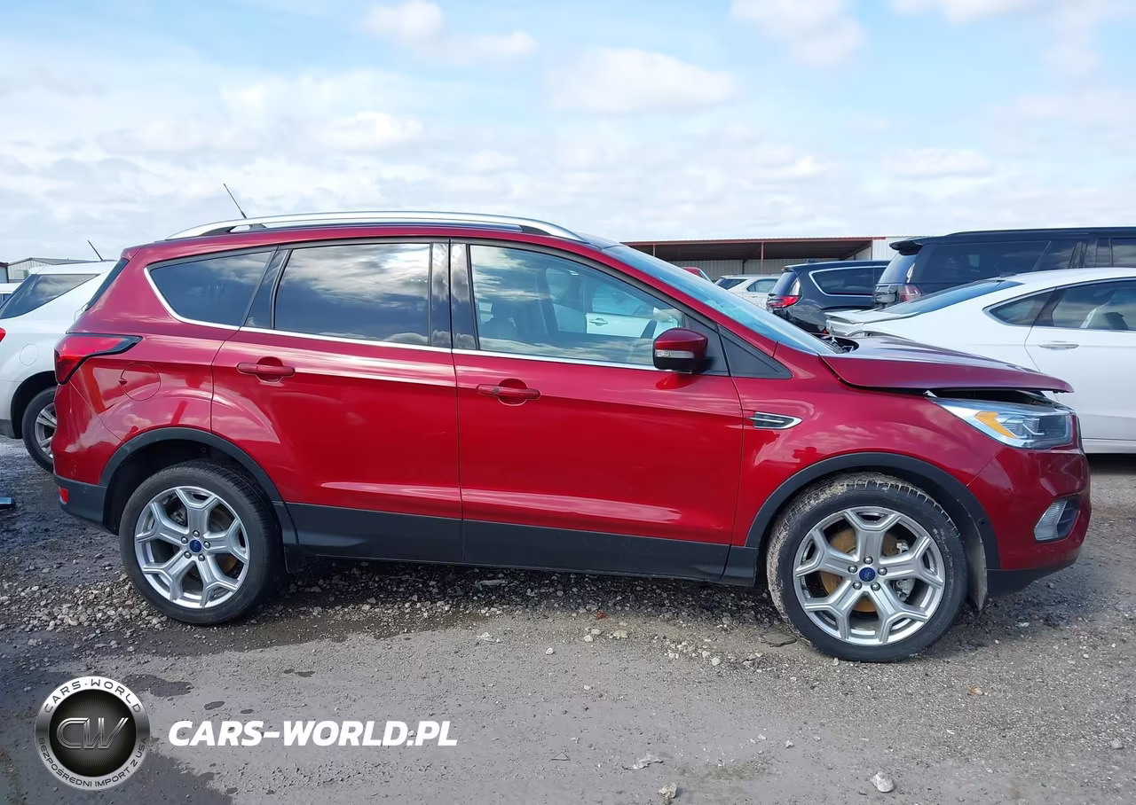 2019 Ford Escape Titanium VIN:1FMCU0J94KUC52954 - 13