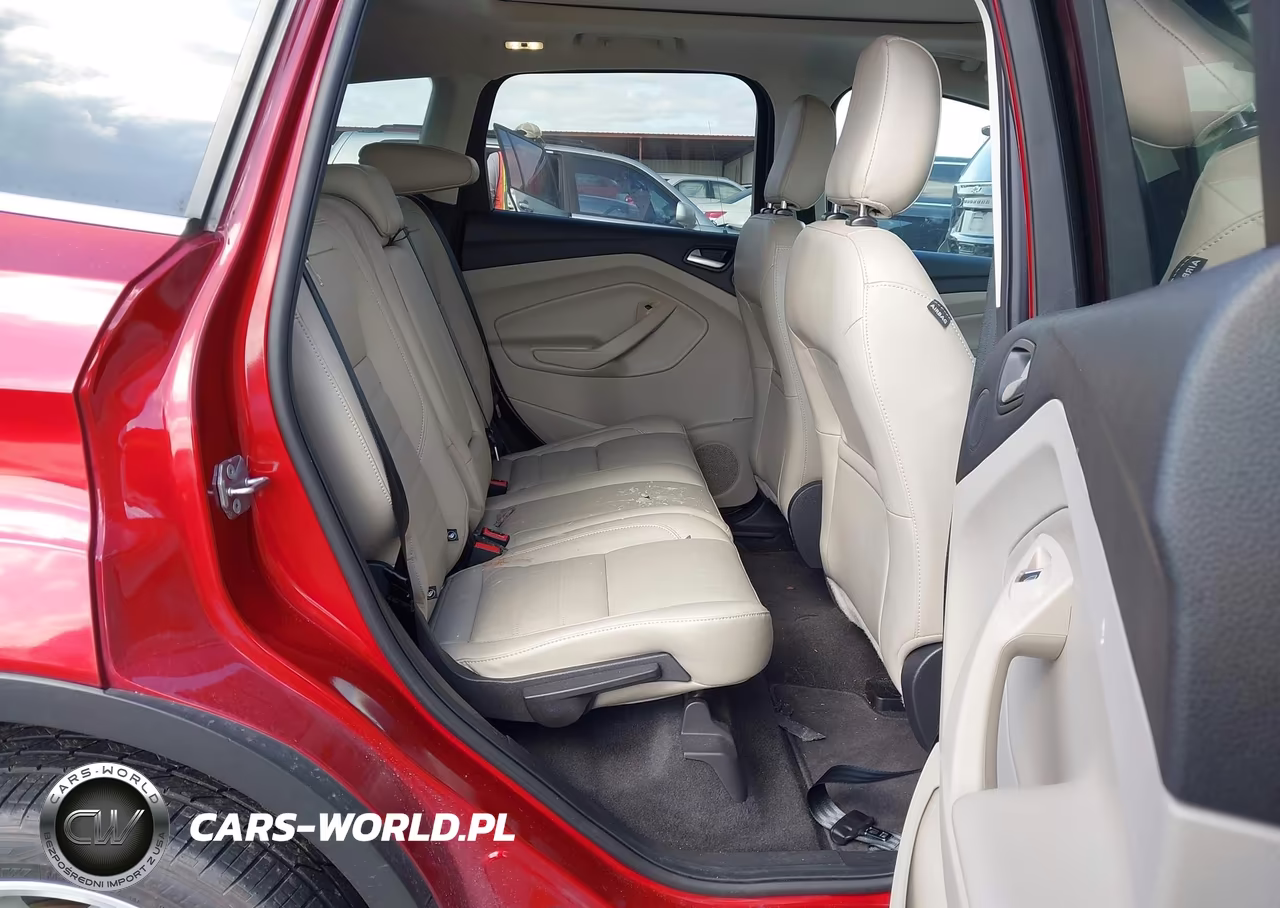 2019 Ford Escape Titanium VIN:1FMCU0J94KUC52954 - 8