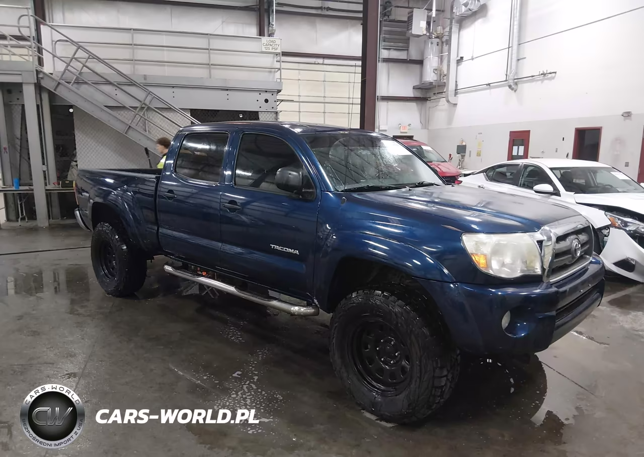 2005 Toyota Tacoma Base V6