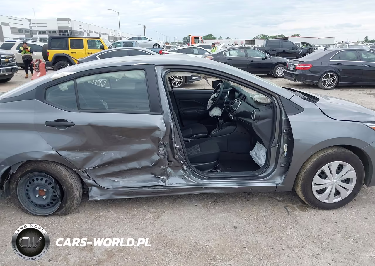 2024 Nissan Versa 1.6 S VIN:3N1CN8DV1RL920080 - 14