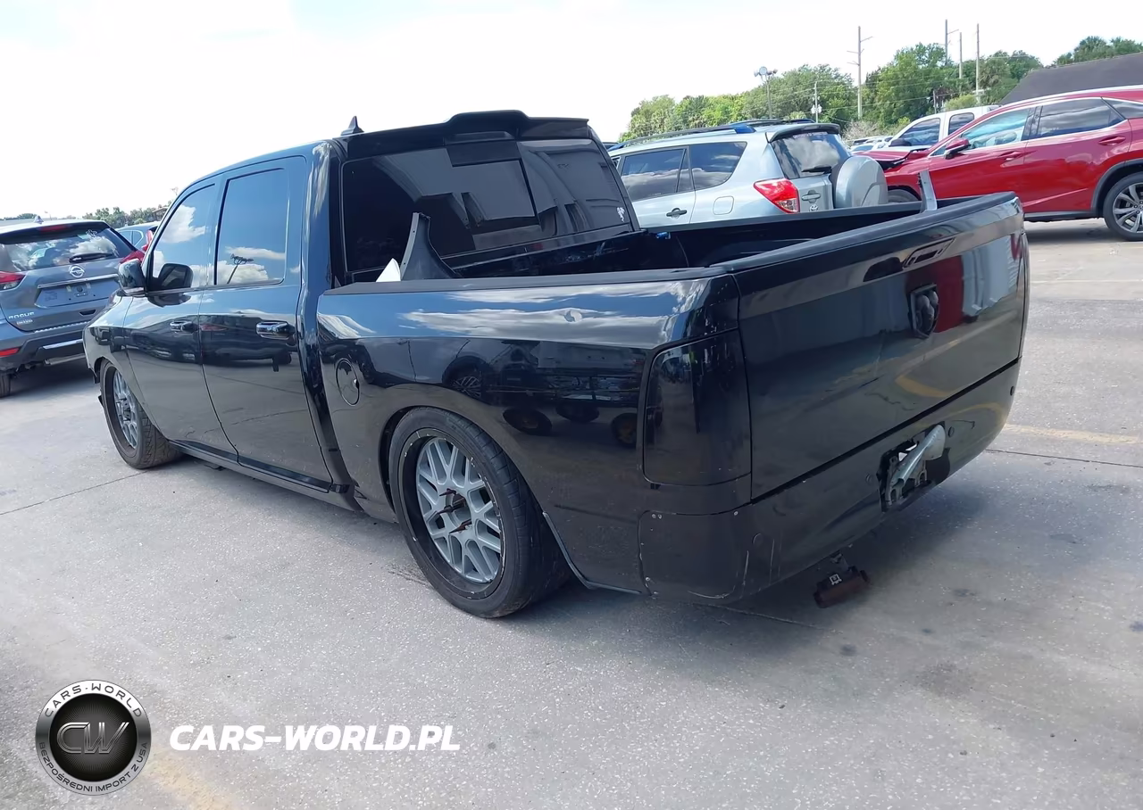 2013 Ram 1500 Sport VIN:1C6RR6MT7DS633505 - 3