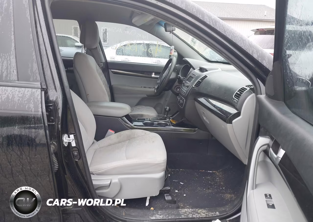 2014 Kia Sorento Lx V6 VIN:5XYKT4A78EG425468 - 5