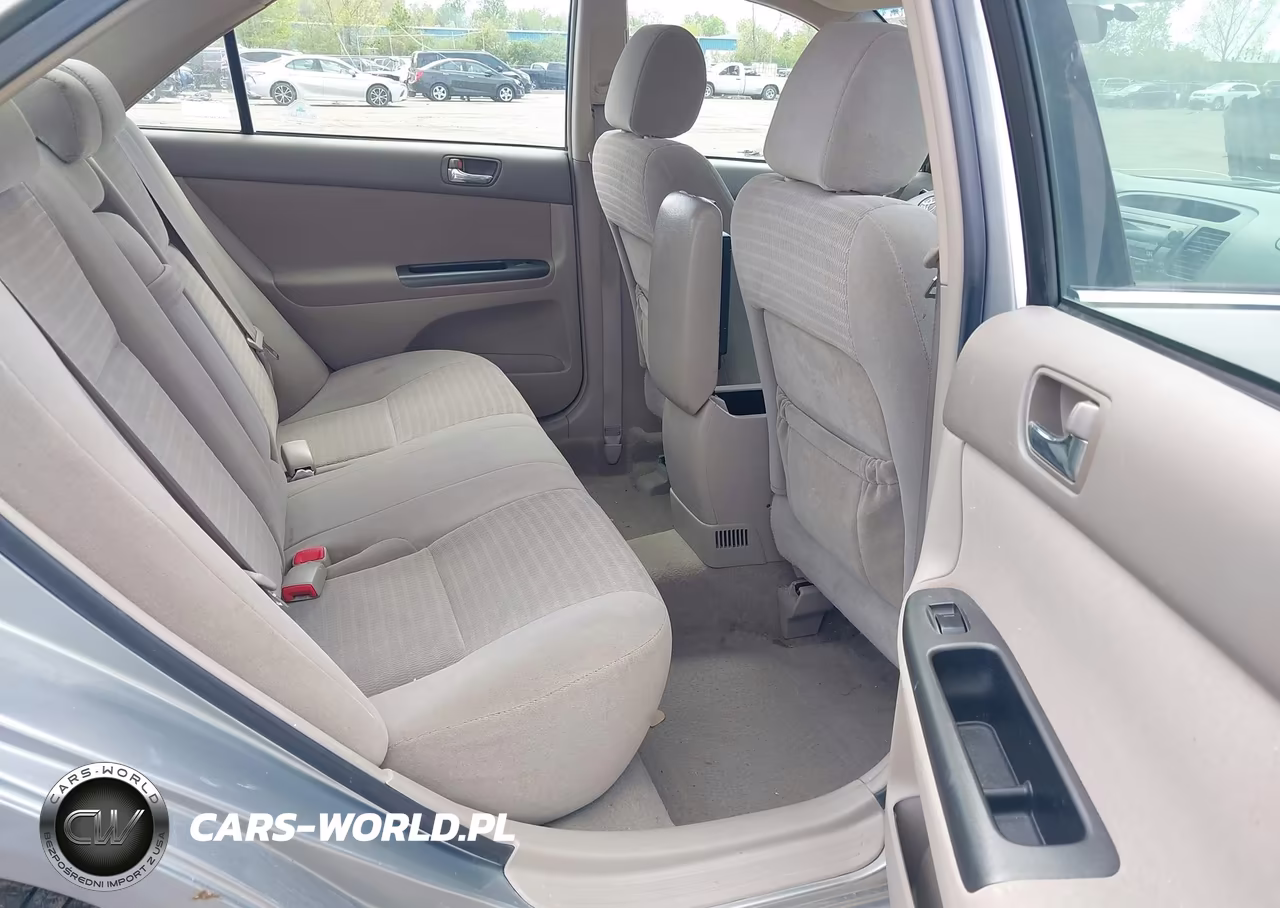 2005 Toyota Camry Le VIN:4T1BE32KX5U602927 - 8