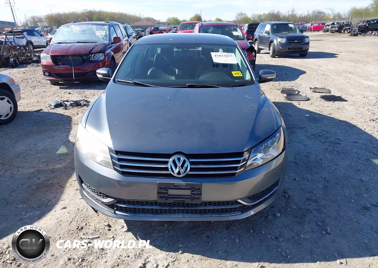 2014 Volkswagen Passat 1.8T Wolfsburg Edition VIN:1VWAT7A38EC084133 - 13