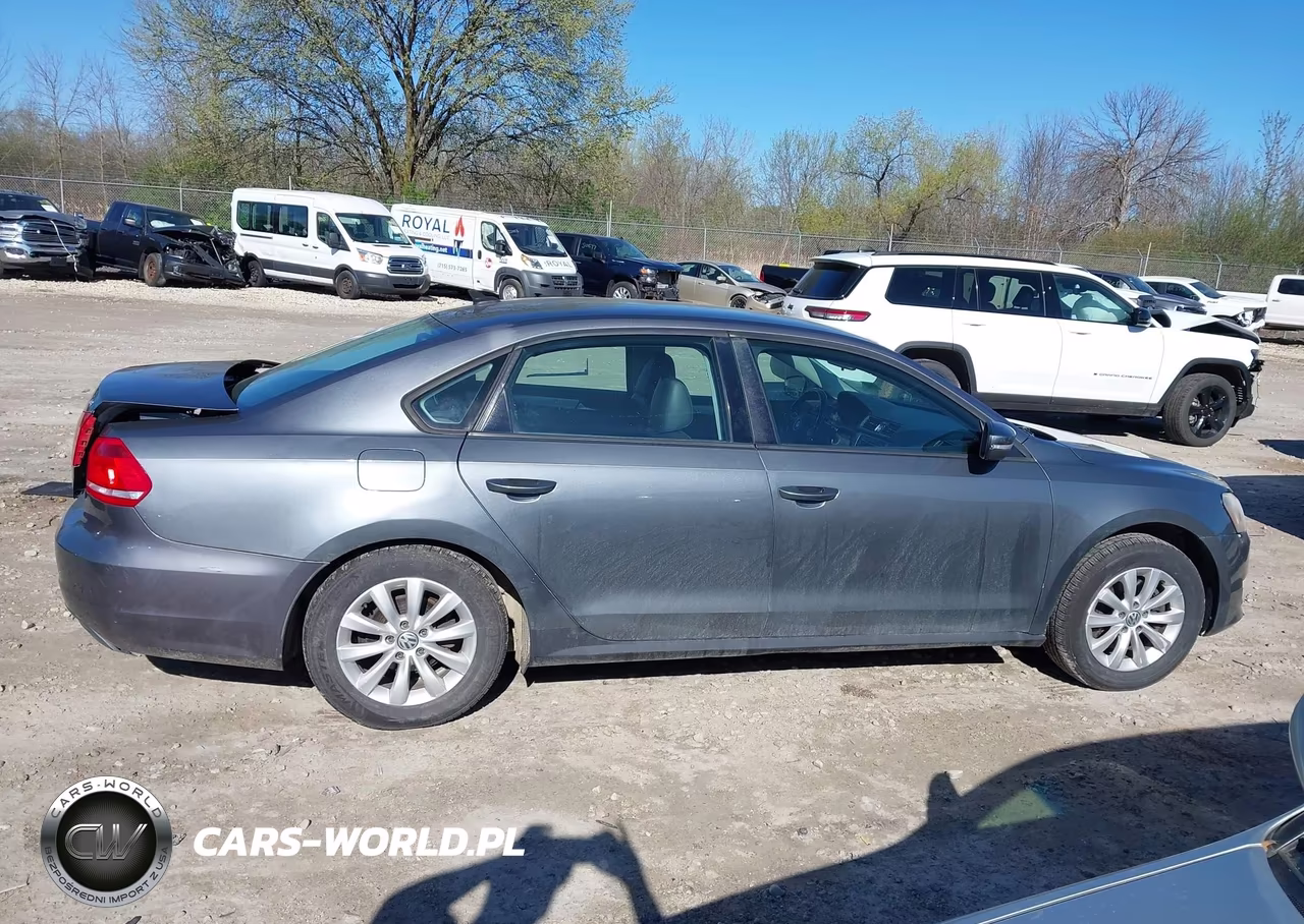 2014 Volkswagen Passat 1.8T Wolfsburg Edition VIN:1VWAT7A38EC084133 - 14