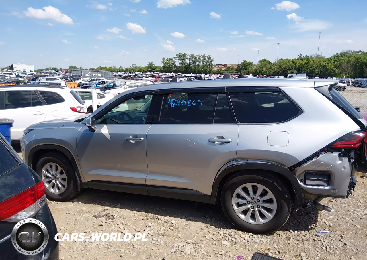 2026 Toyota Grand Highlander Xle VIN:5TDAAAB59TS118694 - 15