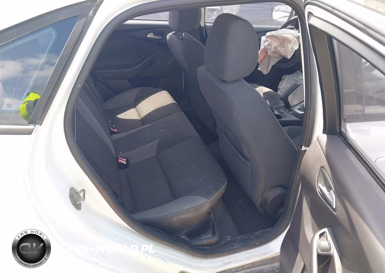 2014 Ford Focus Se VIN:1FADP3F24EL237058 - 8