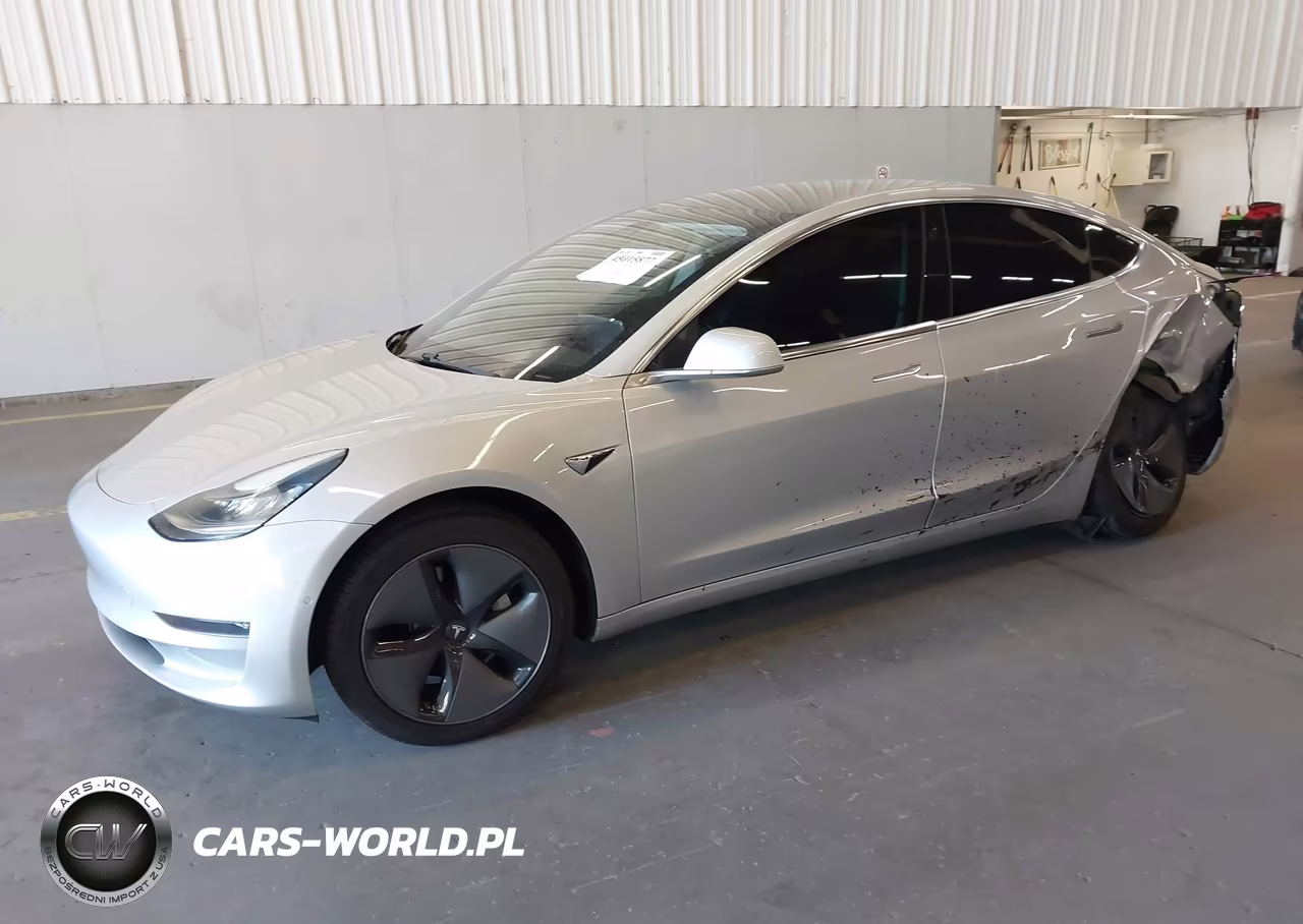 2018 Tesla Model 3 Long Range-Mid Range VIN:5YJ3E1EA8JF011594 - 2