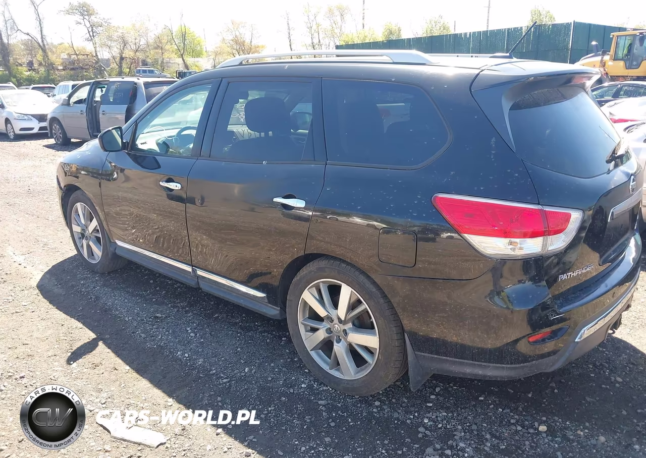 2013 Nissan Pathfinder Platinum VIN:5N1AR2MM5DC664538 - 3