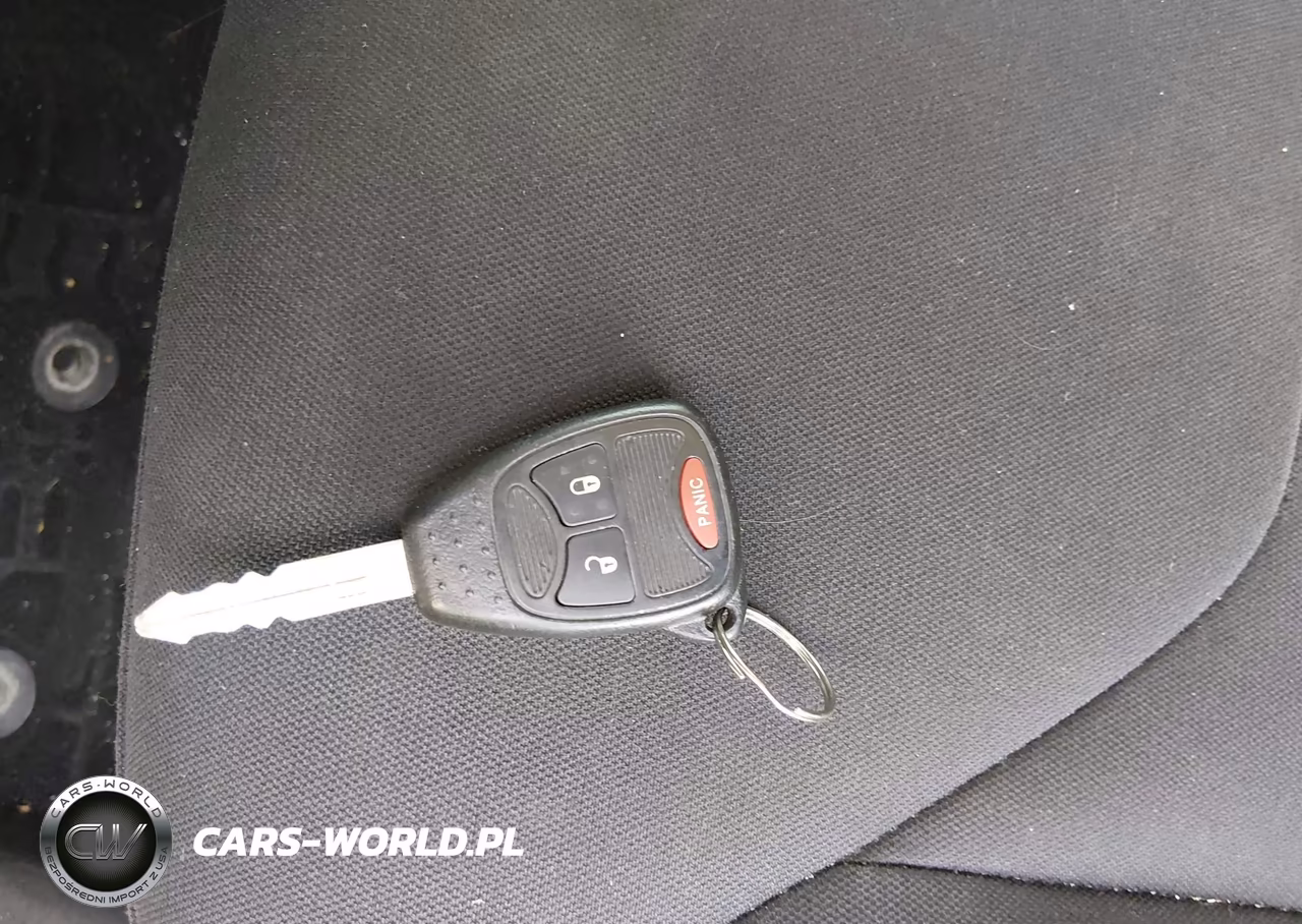 2016 Jeep Wrangler Unlimited Sport VIN:1C4BJWDG2GL221494 - 11