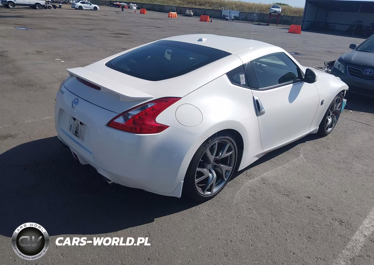 2014 Nissan 370Z Touring VIN:JN1AZ4EHXEM630093 - 4