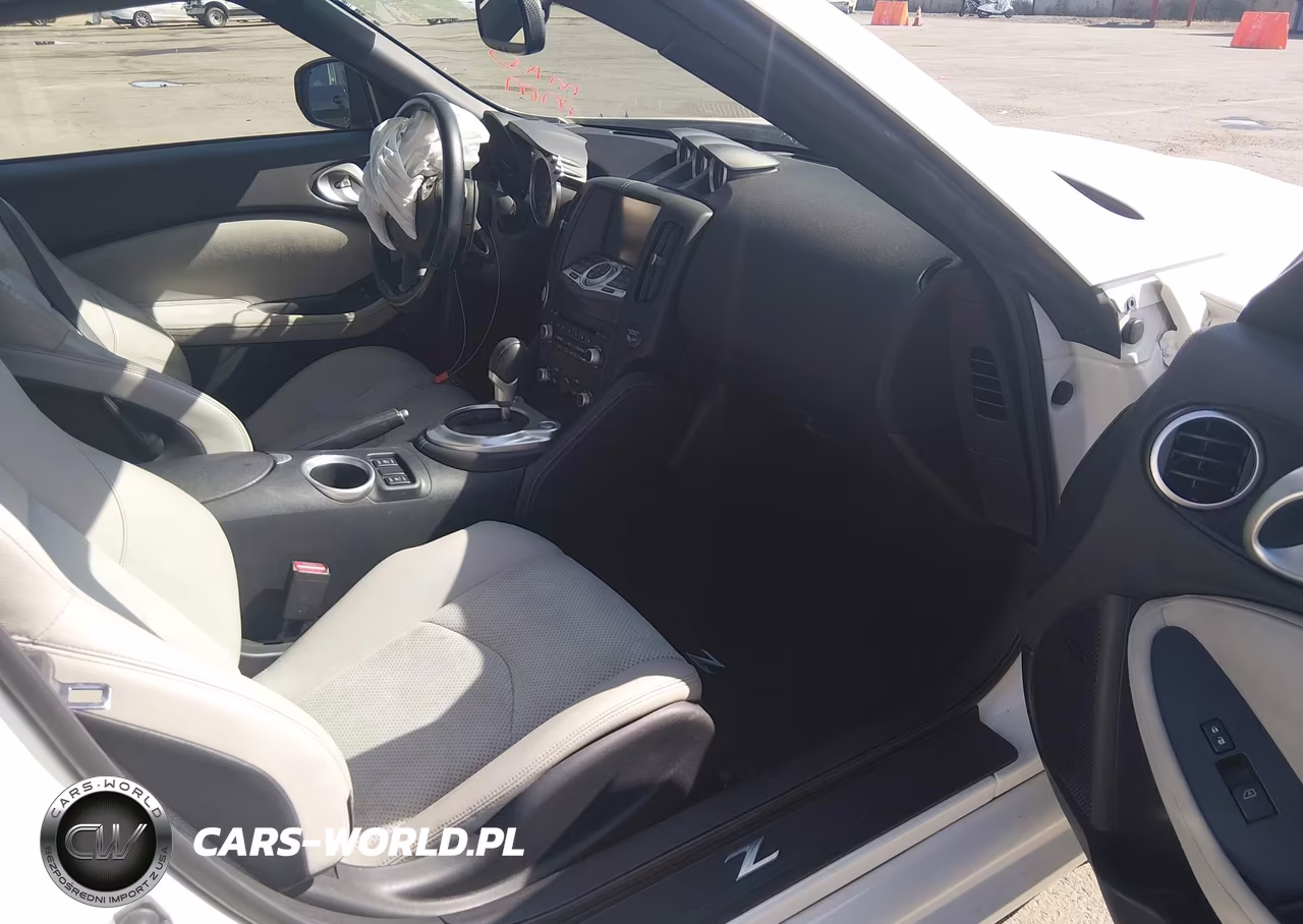 2014 Nissan 370Z Touring VIN:JN1AZ4EHXEM630093 - 5