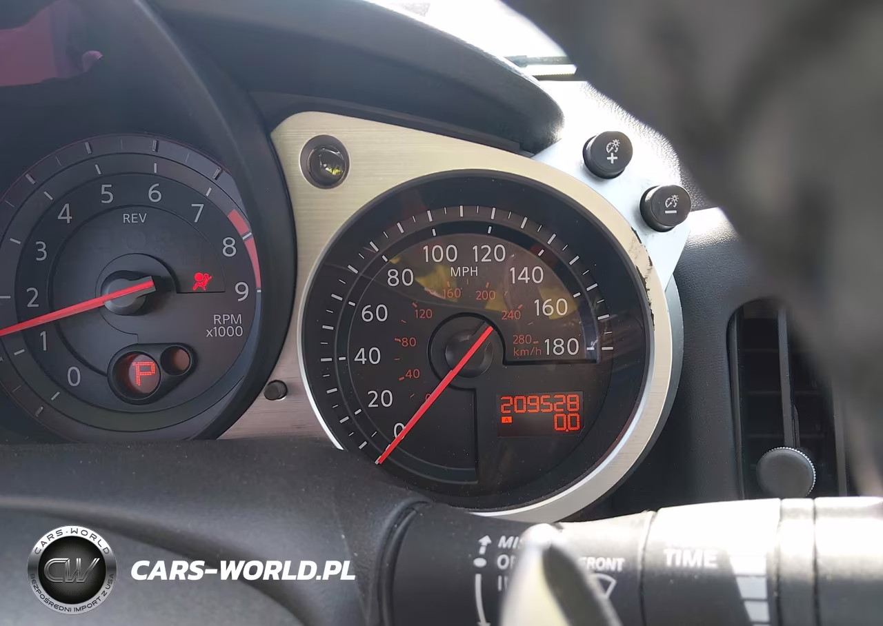 2014 Nissan 370Z Touring VIN:JN1AZ4EHXEM630093 - 7