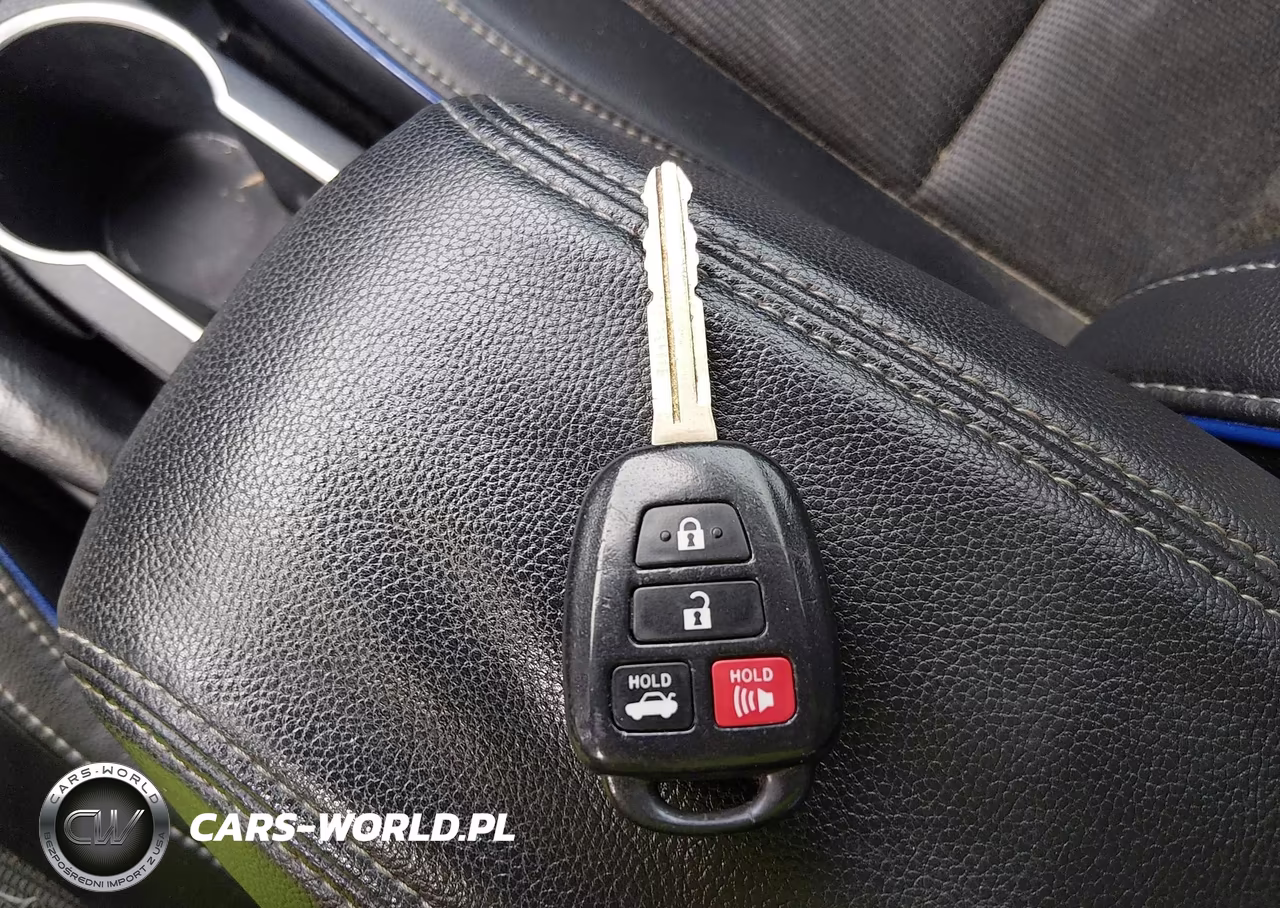 2018 Toyota Corolla Se VIN:2T1BURHE5JC103715 - 11