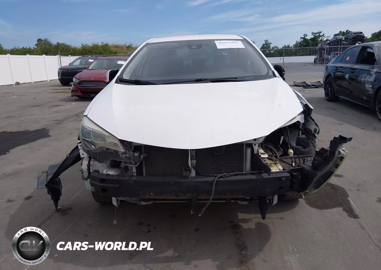 2018 Toyota Corolla Se VIN:2T1BURHE5JC103715 - 6