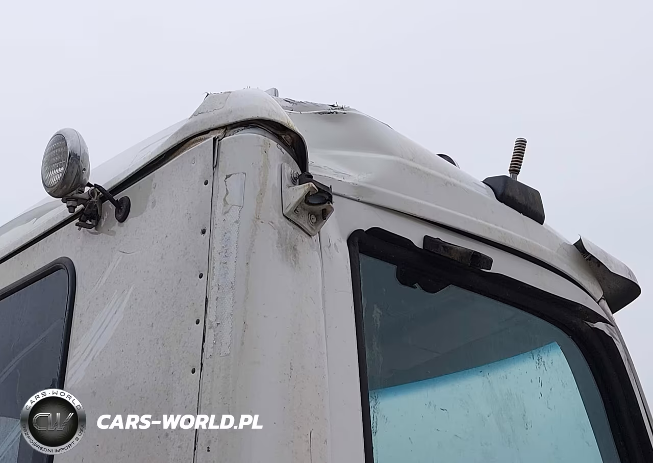 2021 Peterbilt 579 VIN:1XPBDP9X3MD754142 - 13