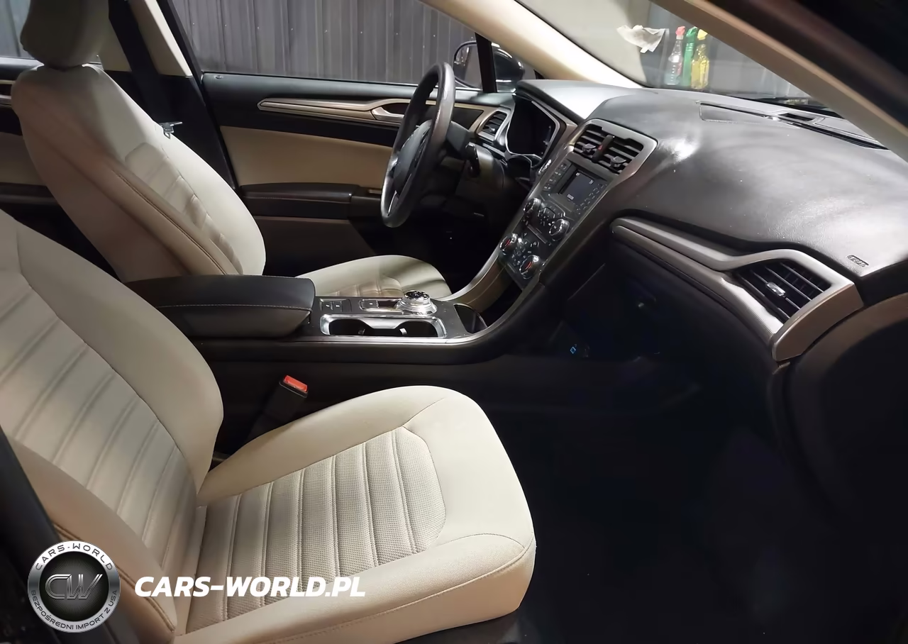 2018 Ford Fusion Hybrid S VIN:3FA6P0UU1JR254357 - 5