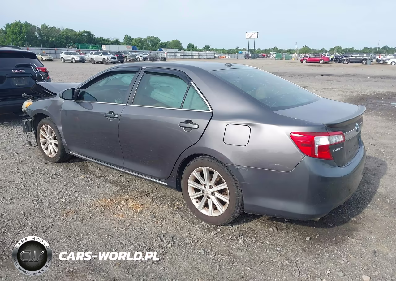 2014 Toyota Camry Xle V6 VIN:4T1BK1FK9EU550455 - 3
